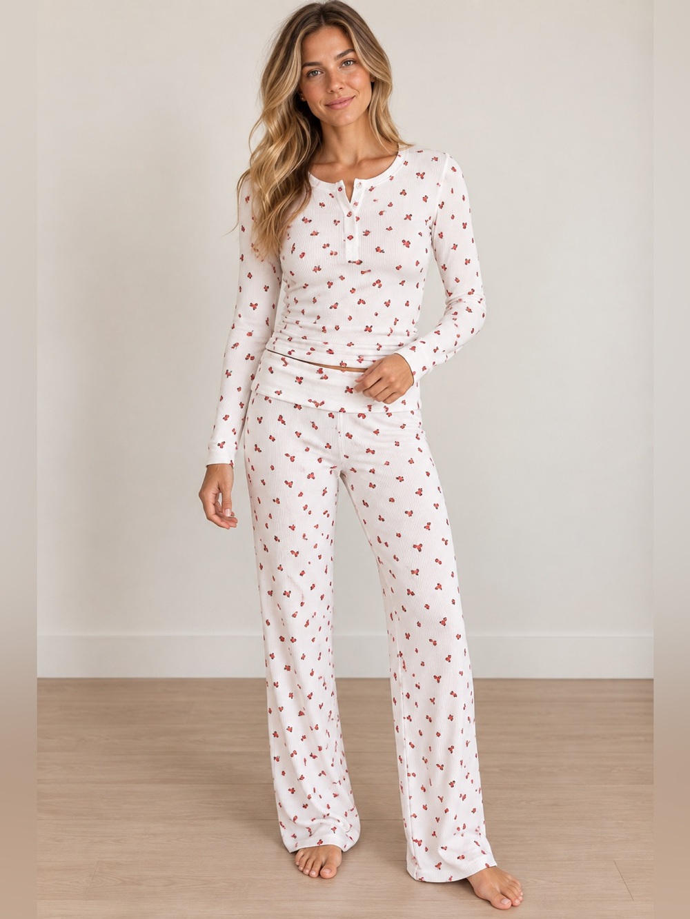 BODy Organic Bamboo White & Red Rose Print 2-Piece Pajama Set – Size Small